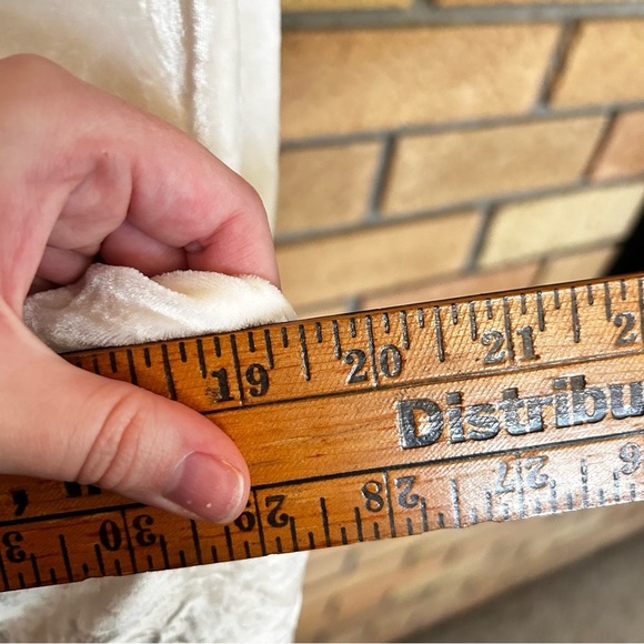 Tibi Crushed Velvet Cream Long Sleeve Turtleneck Top Size Medium - Picture 8 of 8